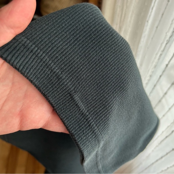 Vintage 90s Tommy Hilfiger sleeve tee shirt Tommy Jeans - Picture 7 of 10